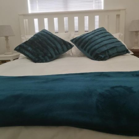 Sunset Heights 64 Apartment Langebaan Bagian luar foto