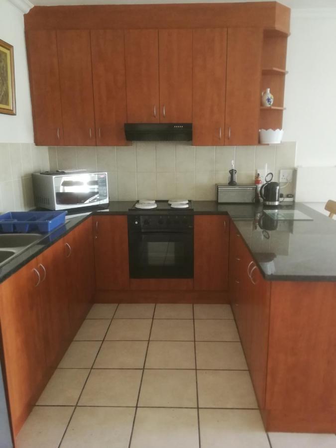 Sunset Heights 64 Apartment Langebaan Bagian luar foto